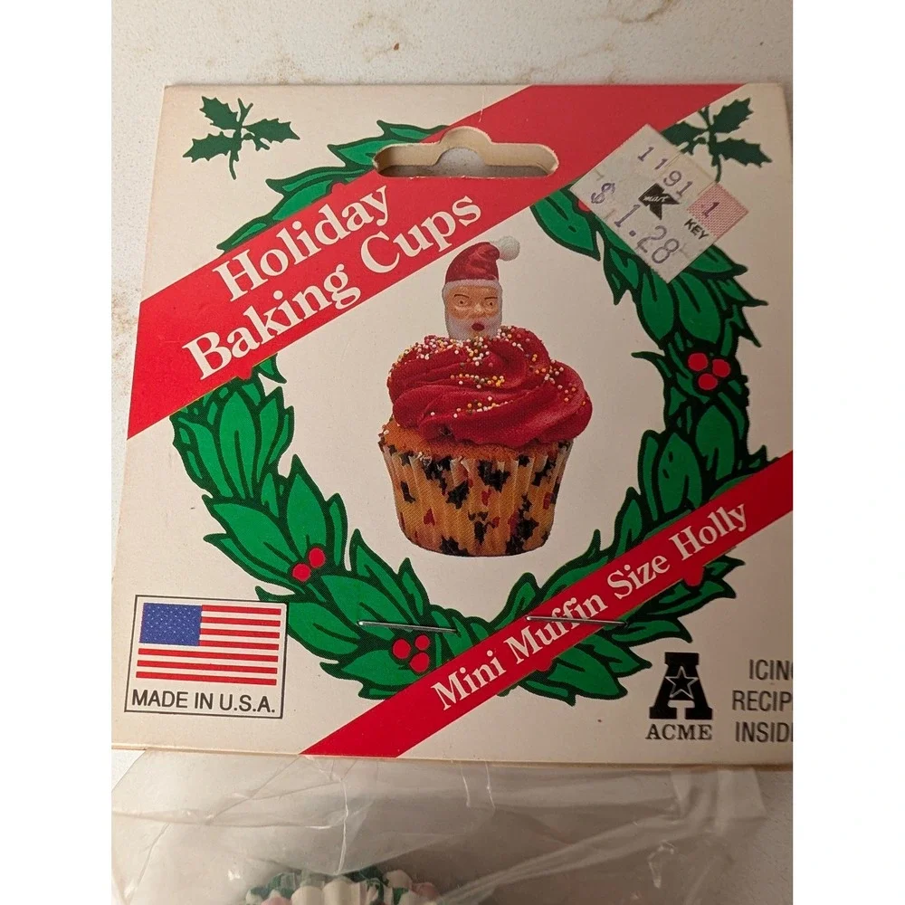 Vintage Acme Holiday Baking Cups Mini Muffin Size Holly Berry 75 Count USA Made